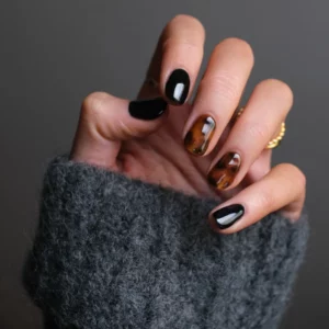 Everything You Need to Know About Fall 2023 Manicures 