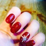 8 Christmas Nail Ideas That Are Festive and Easy to Do at Home