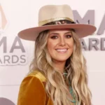 CMA Awards Lainey Wilson wins top awards including Entertainer of the Year