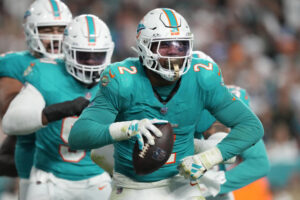 Dolphins activate starting linebacker from injured reserve