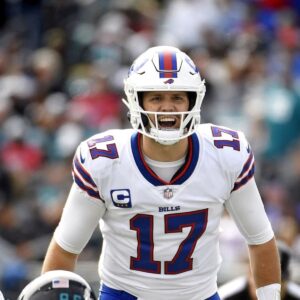 Josh Allen responds to harsh public criticism from Bills coach to win the AFC East