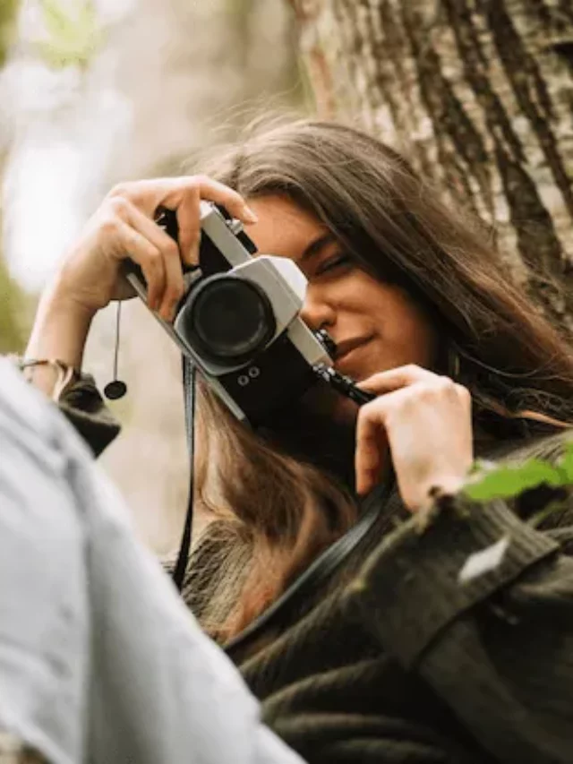 top 6 zodiac signs women who love wildlife photography